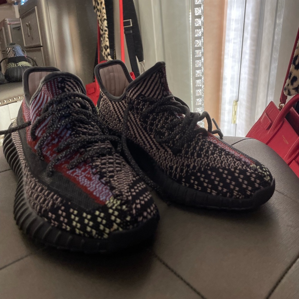 Yeezy Boosy 350 V 2 Yehcheil